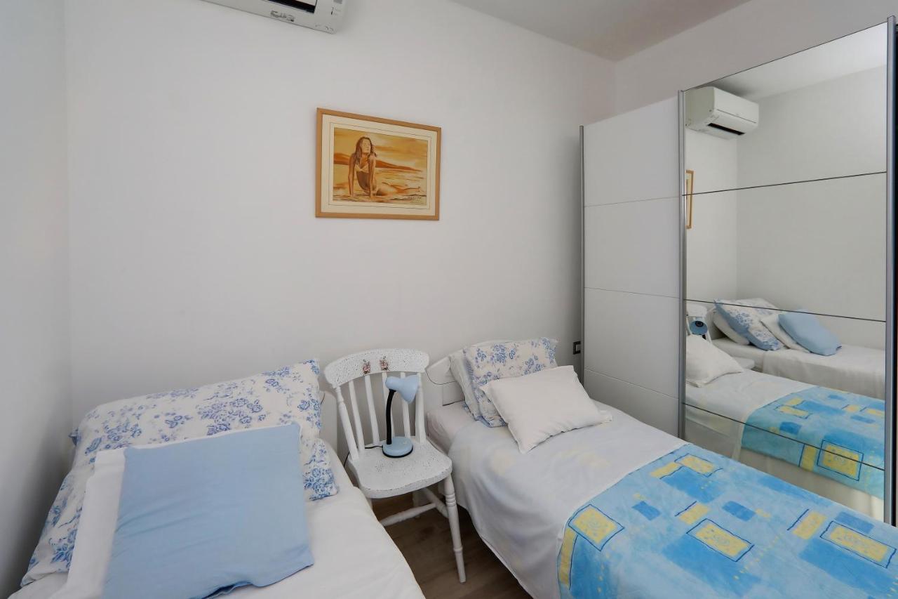 Apartmani Marina S Pogledom, Сукошан Экстерьер фото