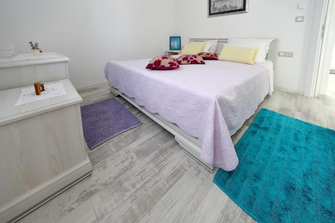 Apartmani Marina S Pogledom, Сукошан Экстерьер фото